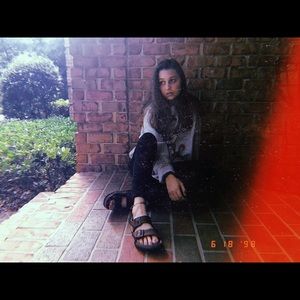 Meet your Posher, Claire